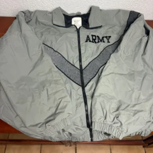 US Army IPFU Jacket, Gray Reflective Individual Physical Fitness SZ Large Short