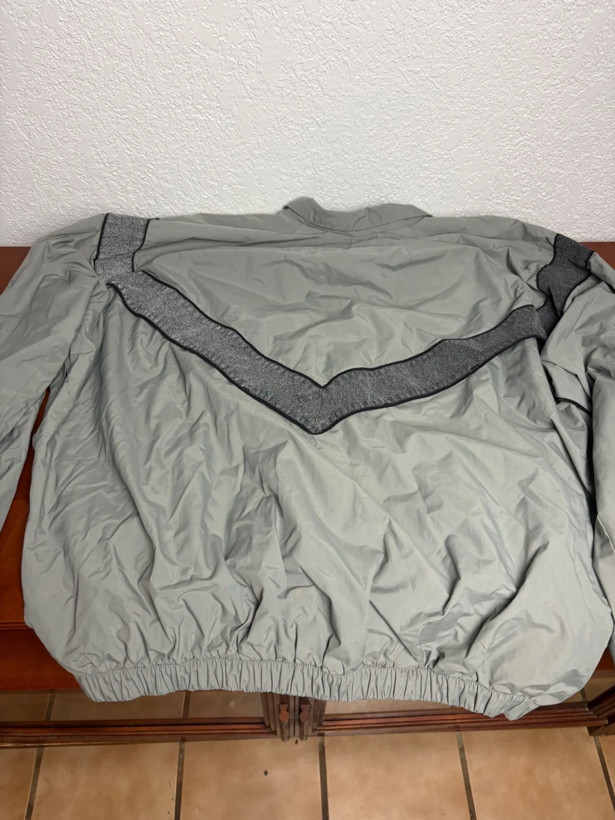 US Army IPFU Jacket, Gray Reflective Individual Physical Fitness SZ Large Short – photo 5