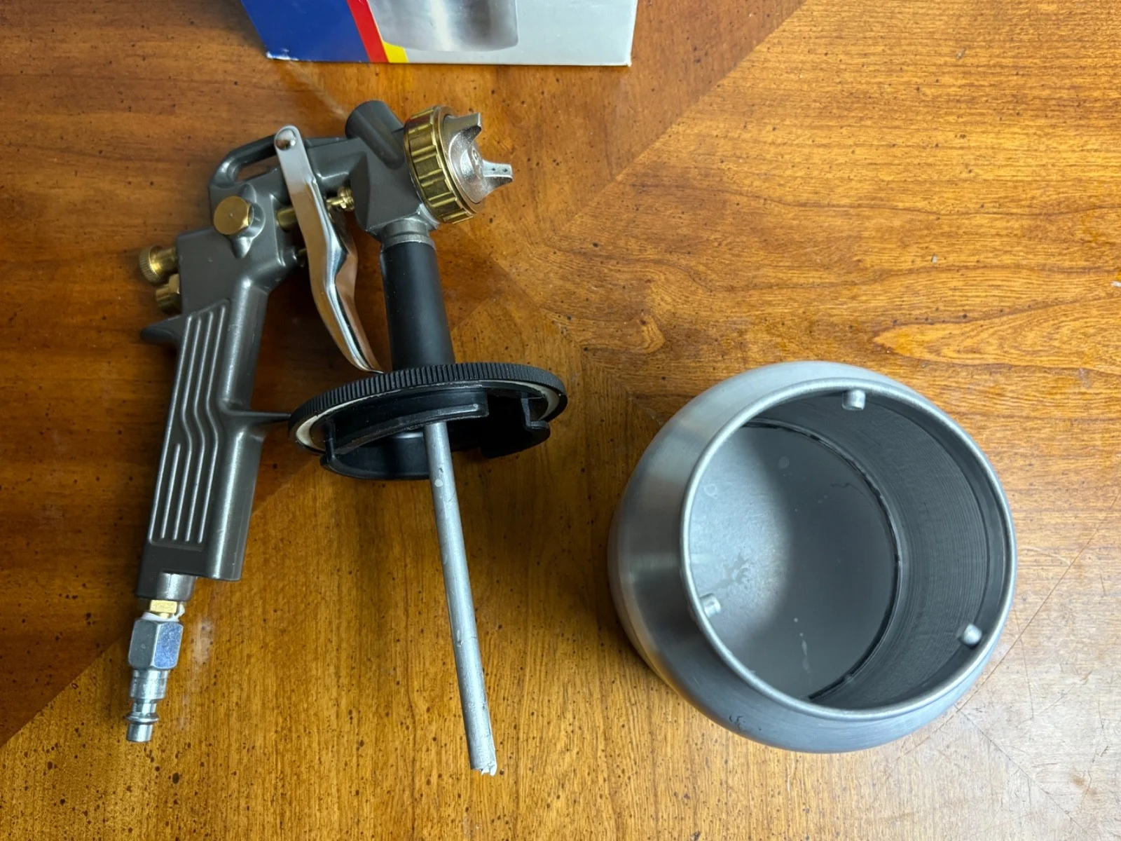 HDC Homier Distributing 1 Quart Air Spray Gun Siphon Feed - Used Once - Clean – photo 4