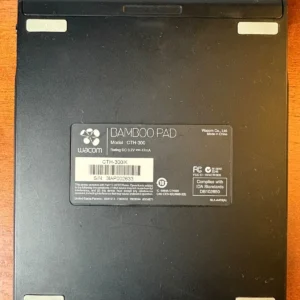 Wacom Bamboo Pad CTH-300 Wireless Touchpad with Stylus Support - Silver/Black – photo 3